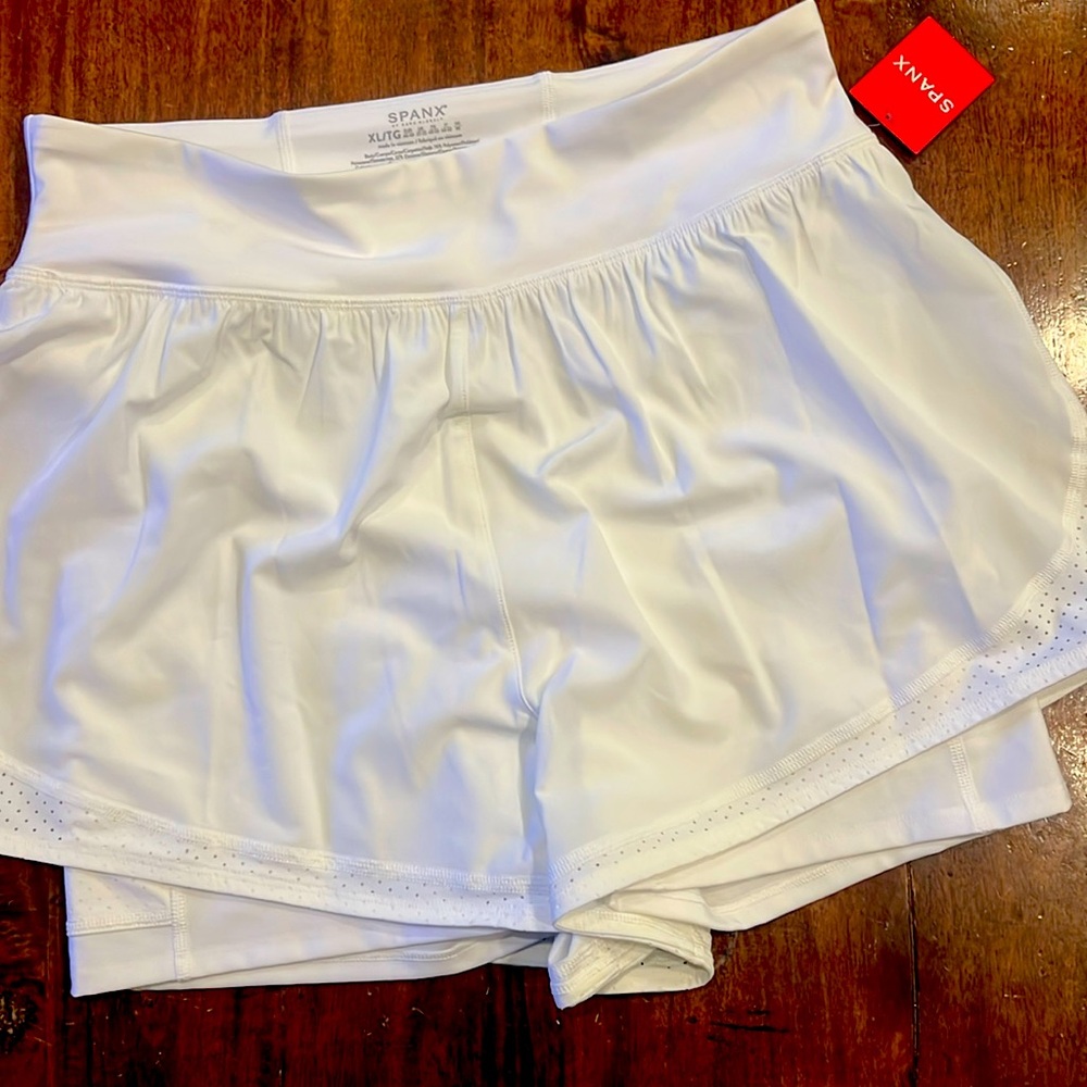Spanx Get Moving Short XL NWT
